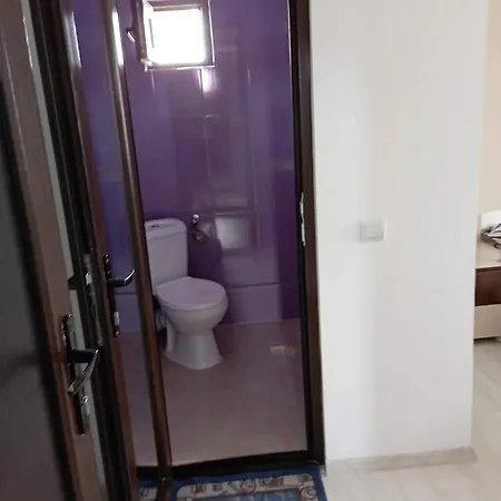Casa Galbena De Vacanta Navodari Năvodari